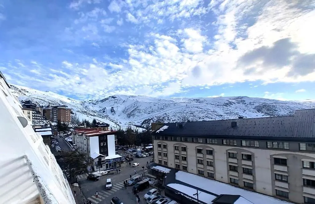 Todosierranevada Zona Baja - Montblanc Vistas A La Montana - Junto A Los Telecabinas Sierra Nevada