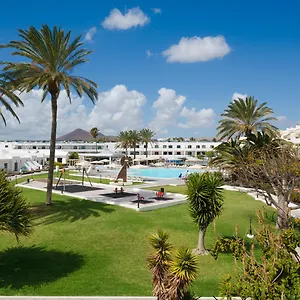 https://apartamentos-santa-rosa-costa-teguise.in-canary-islands.com