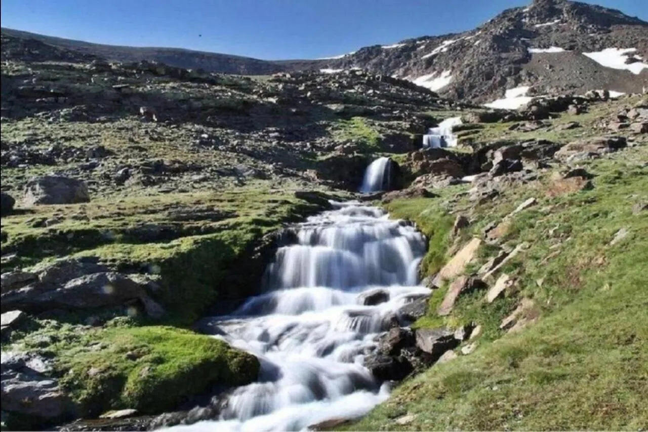Todosierranevada Zona Baja - Montblanc Vistas A La Montana - Junto A Los Telecabinas Sierra Nevada Spain
